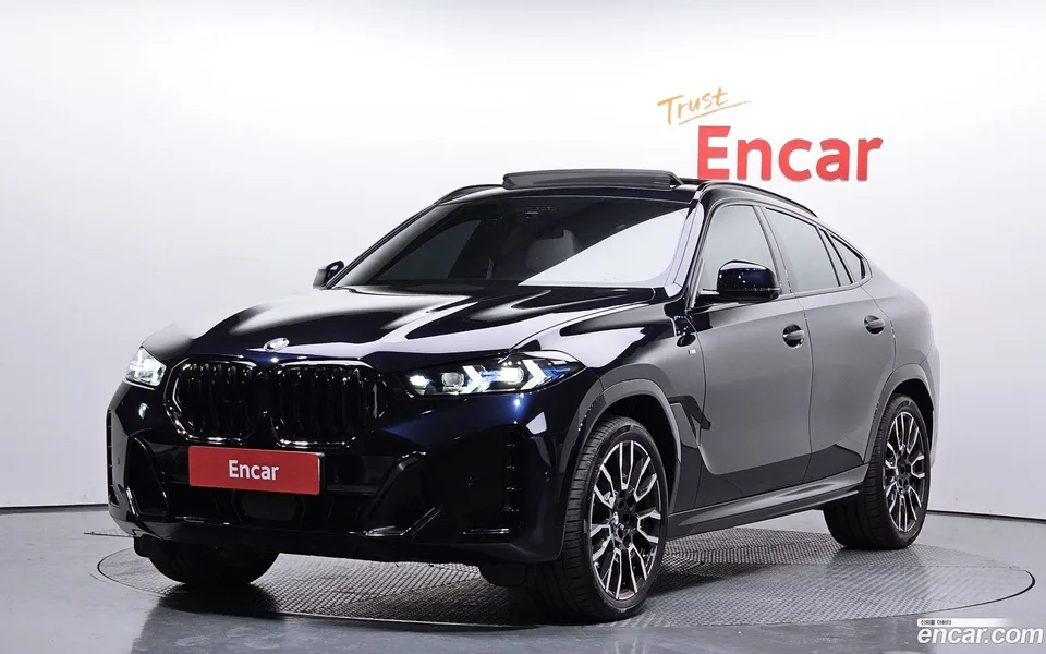 BMW X6 xDrive40i M 2024 — фото 1, купить с доставкой в Москву