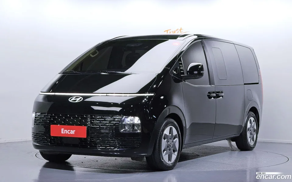Hyundai Staria 4WD 9 2024 — фото 1, купить с доставкой в Москву