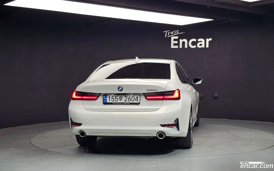 BMW 3 Series 320i 2022 — миниатюра 4