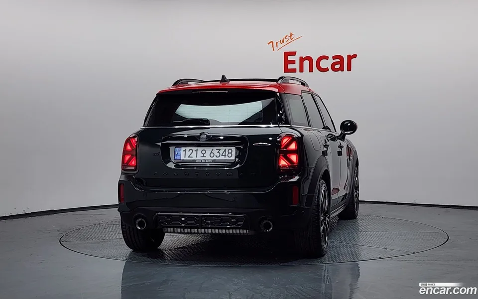 MINI Cooper S Countryman JCW 2022 — миниатюра 4