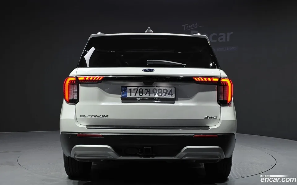 Ford Explorer 2.3 4WD 2024 — миниатюра 4