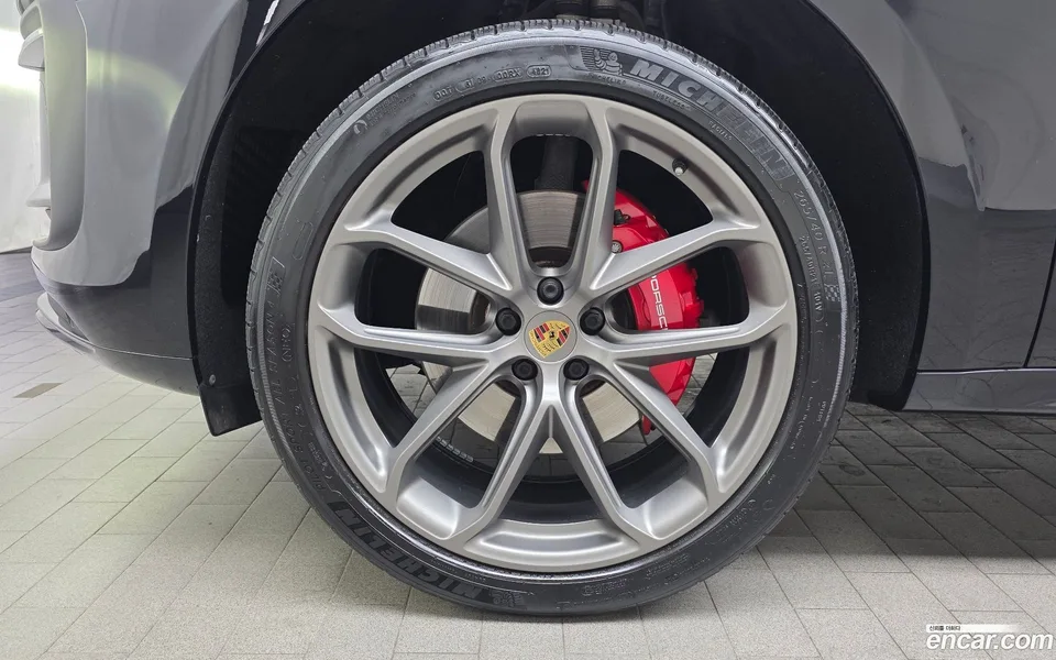 Porsche Macan 2.9 S 2022 — миниатюра 2