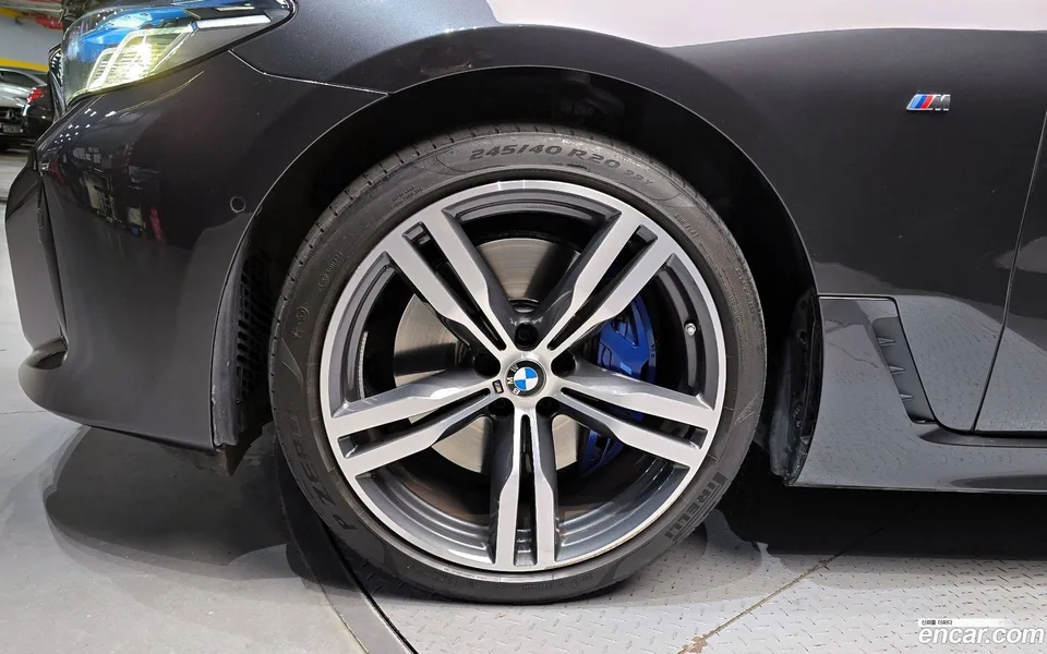 BMW 6 Series GT 630i xDrive M 2022 — миниатюра 5
