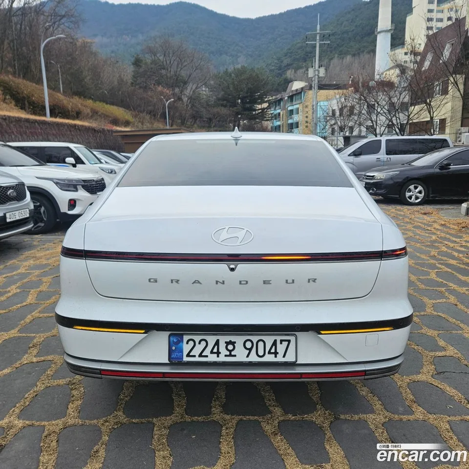 Hyundai Grandeur 2.5 2WD 2024 — миниатюра 4