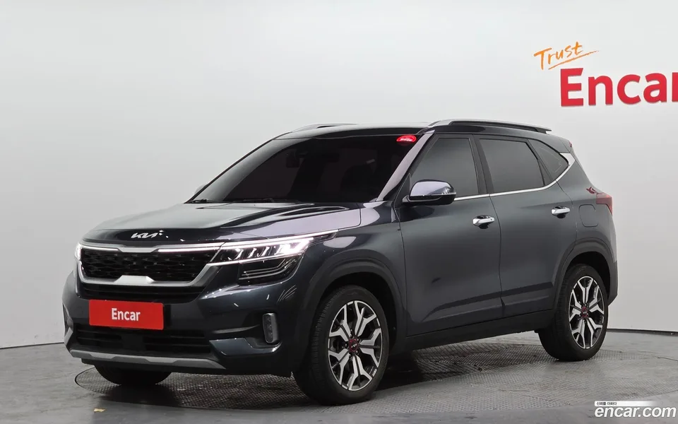 Kia Seltos 1.6 2WD 2022 — фото 1, купить с доставкой в Москву