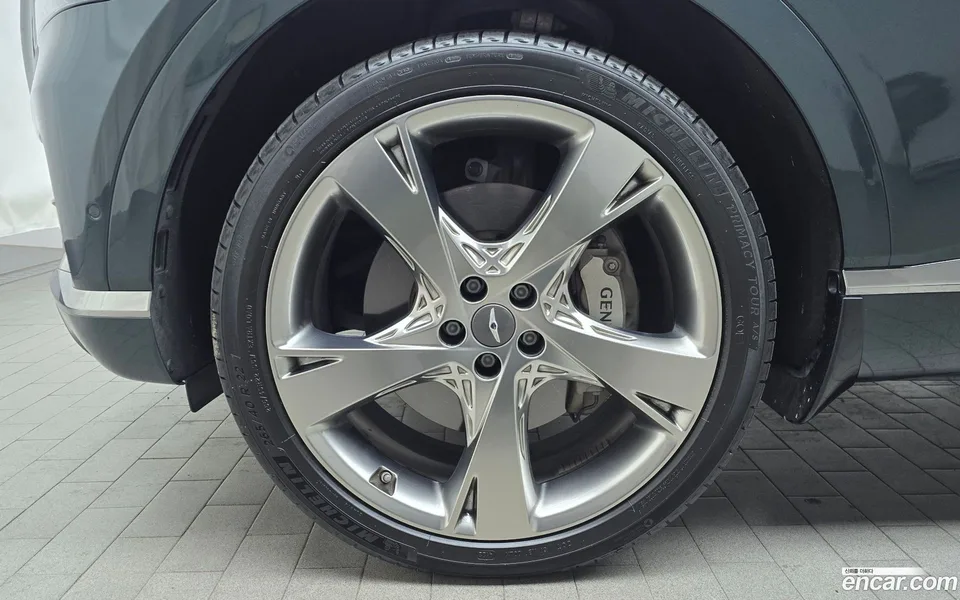 Genesis GV80 2.5T AWD 2023 — миниатюра 2