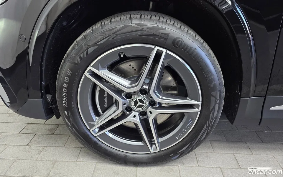 Mercedes-Benz GLA-Class GLA250 4MATIC 2025 — миниатюра 5
