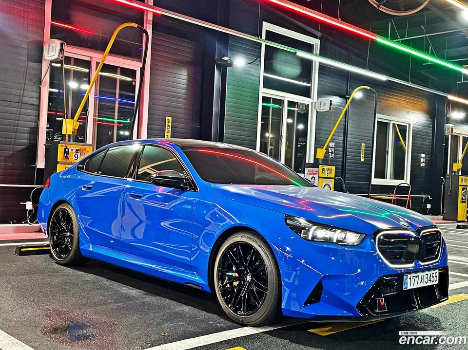 BMW M5 M5 2025 — миниатюра 3