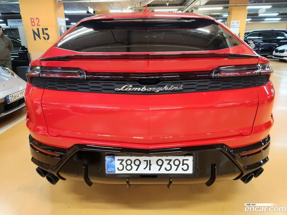 Lamborghini Urus 4.0 V8 SE 2025 — миниатюра 4