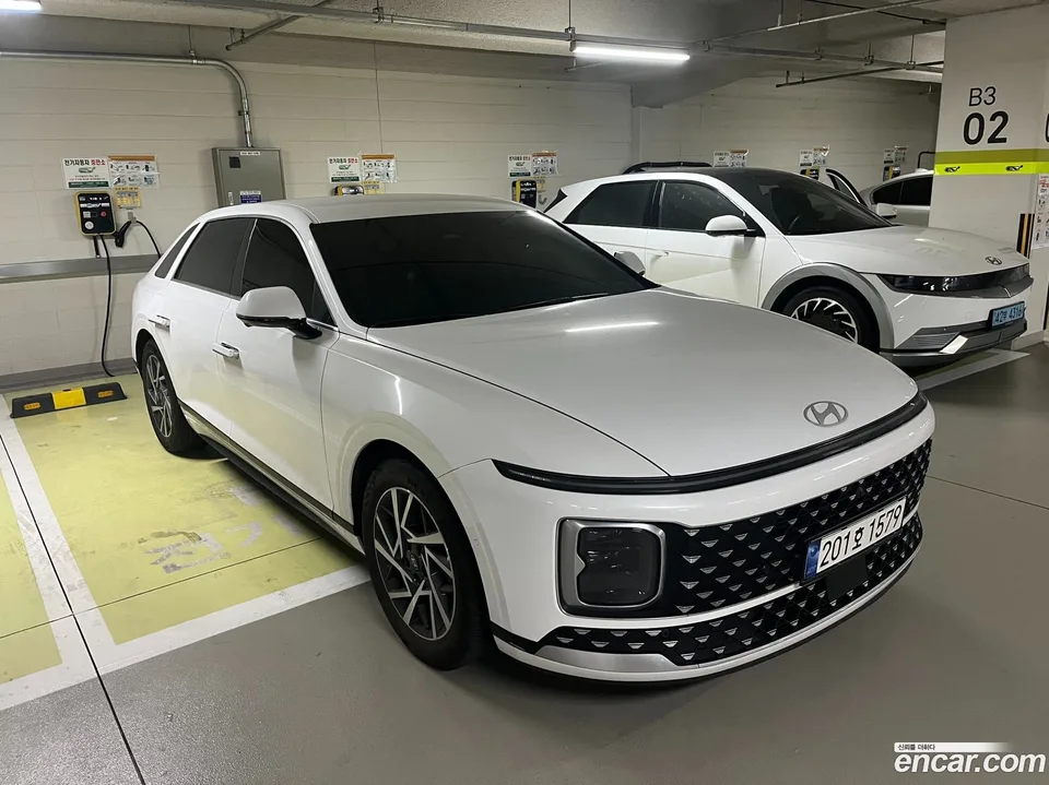 Hyundai Grandeur 2.5 2WD 2024 — фото 1, купить с доставкой в Москву