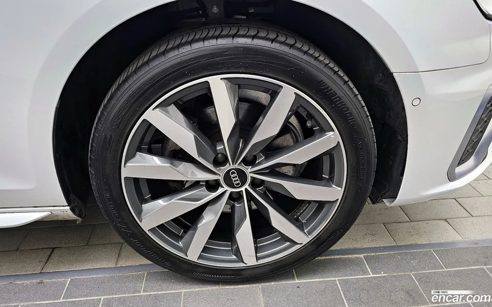 Audi A4 40 TFSI 2022 — миниатюра 2