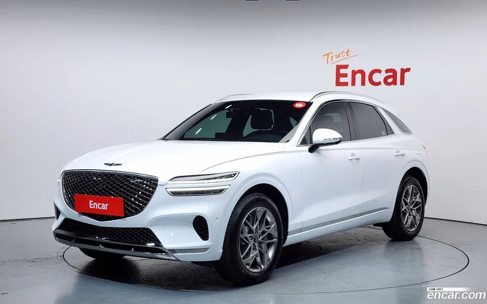 Genesis GV70 2.5T AWD 2023 — фото 1, купить с доставкой в Москву