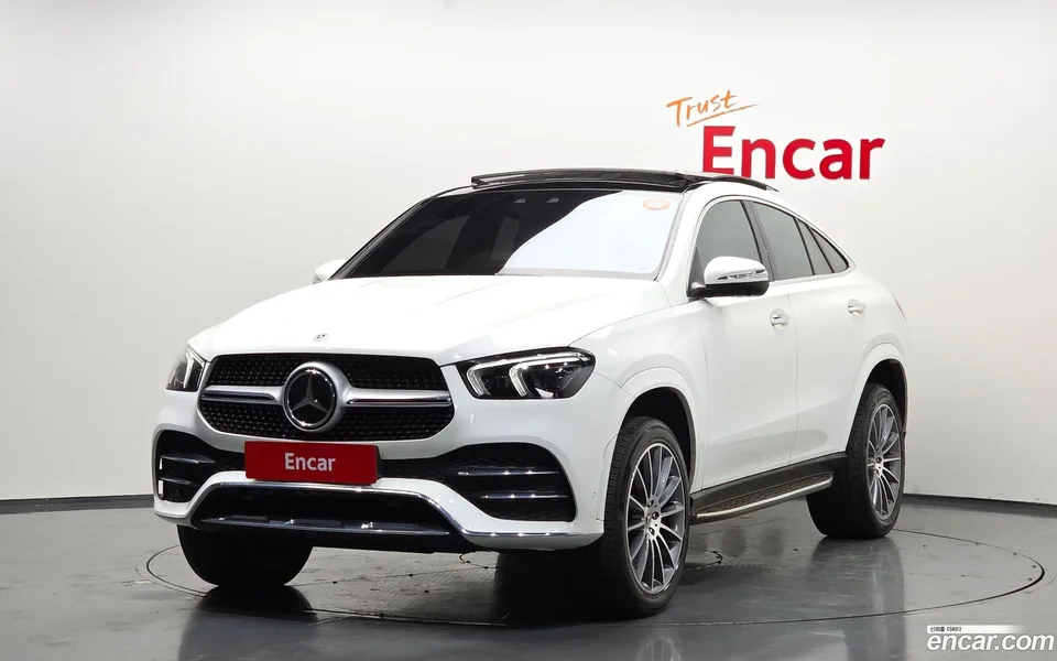 Mercedes-Benz GLE-Class GLE400d 4MATIC 2023 — фото 1, купить с доставкой в Москву
