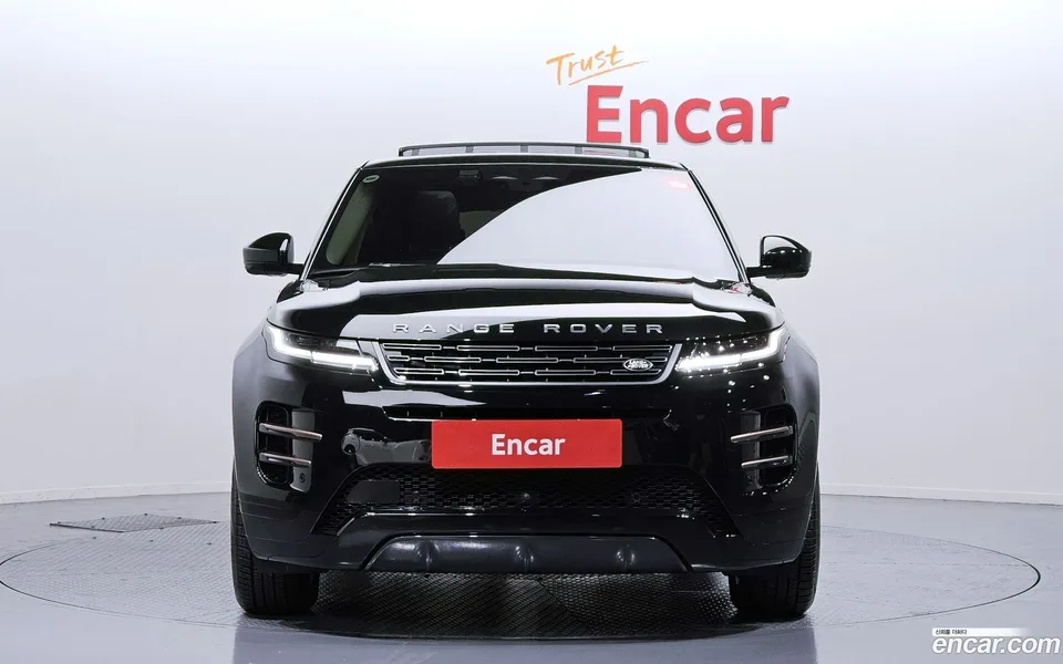 Land Rover Range Rover Evoque P250 SE 2025 — миниатюра 3