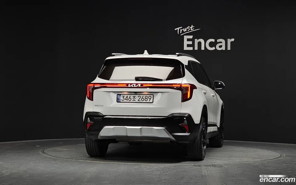 Kia Seltos 2.0 2WD 2023 — миниатюра 4