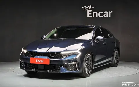 Kia K5 Hybrid 2025 buy in Moscow