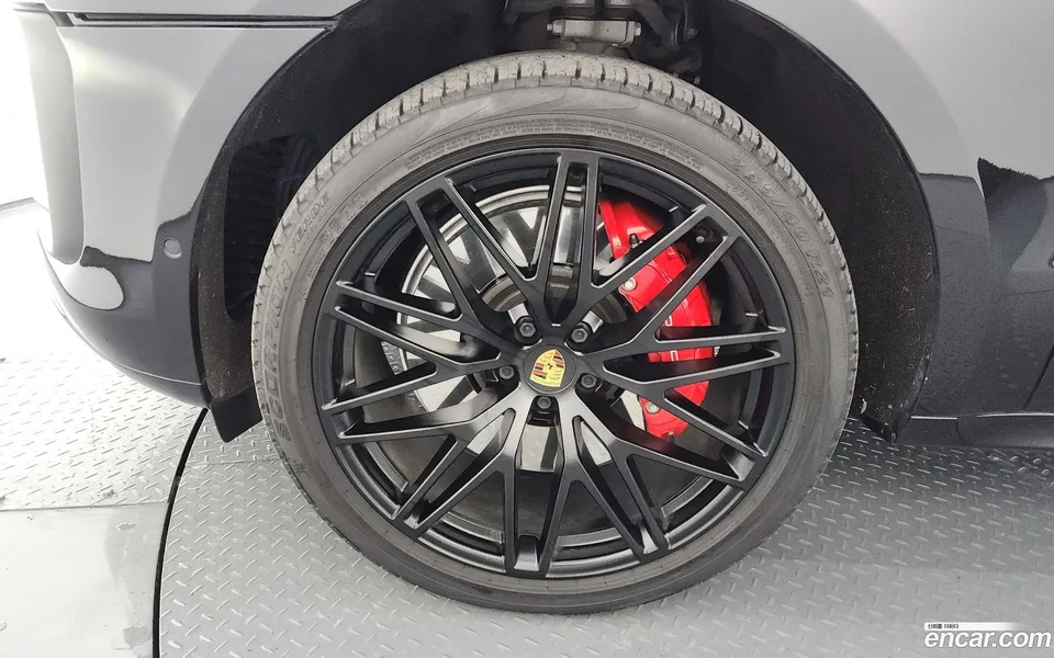 Porsche Macan 2.9 GTS 2022 — миниатюра 2