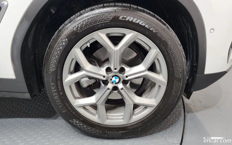BMW X4 xDrive20i xLine 2022 — миниатюра 2