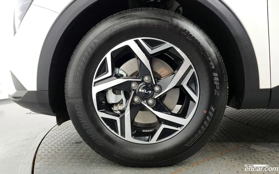 Kia Sportage 1.6 2WD 2022 — миниатюра 2
