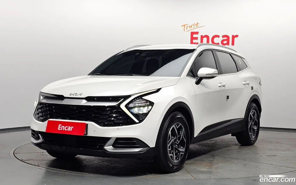 Kia Sportage 1.6 2WD 2022 — фото 1, купить с доставкой в Москву