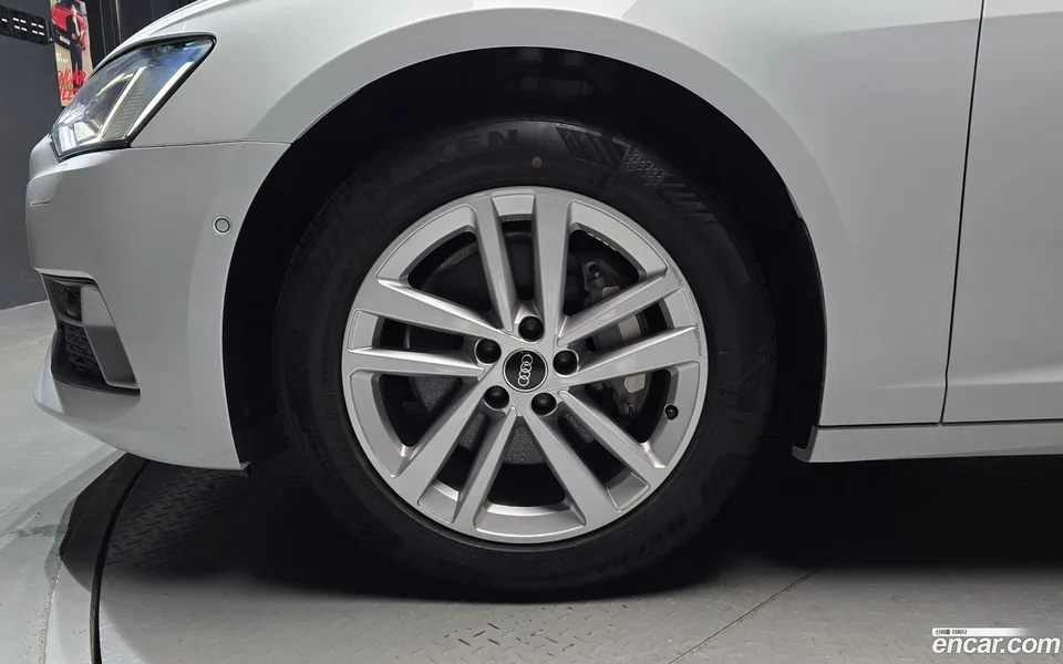 Audi A6 45 TFSI 2023 — миниатюра 2