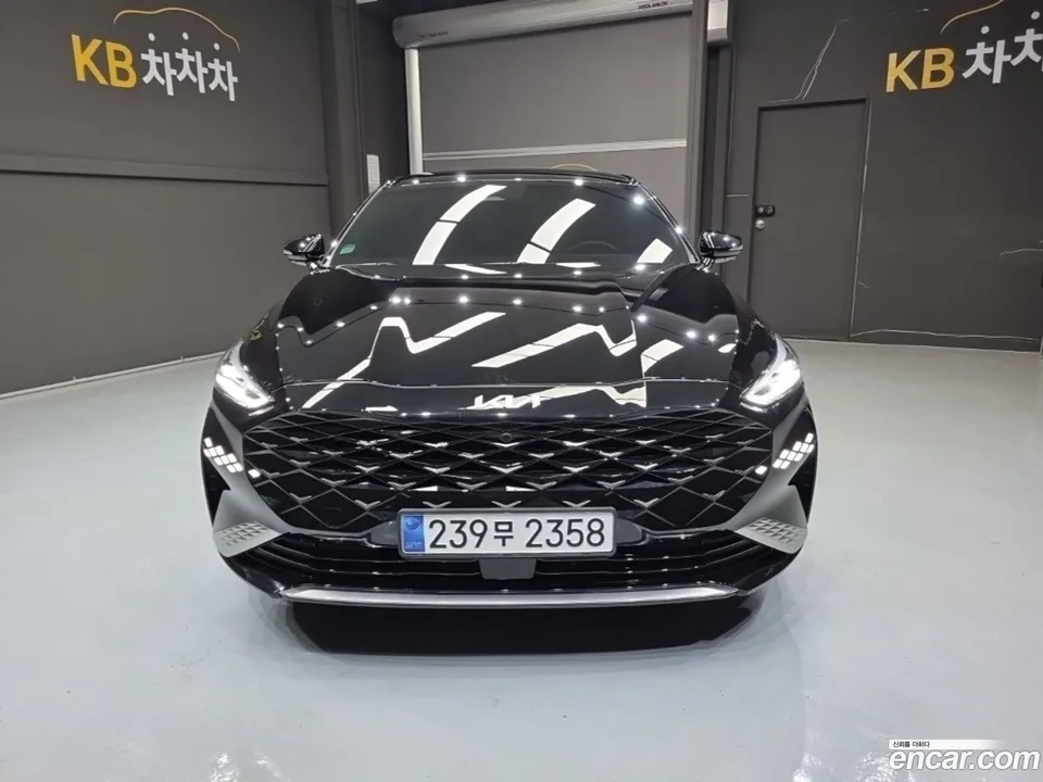 Kia K8 Hybrid 2024