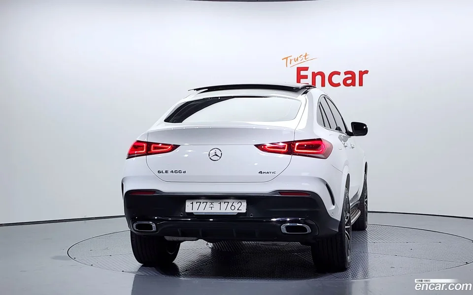 Mercedes-Benz GLE-Class GLE400d 4MATIC 2022 — миниатюра 4