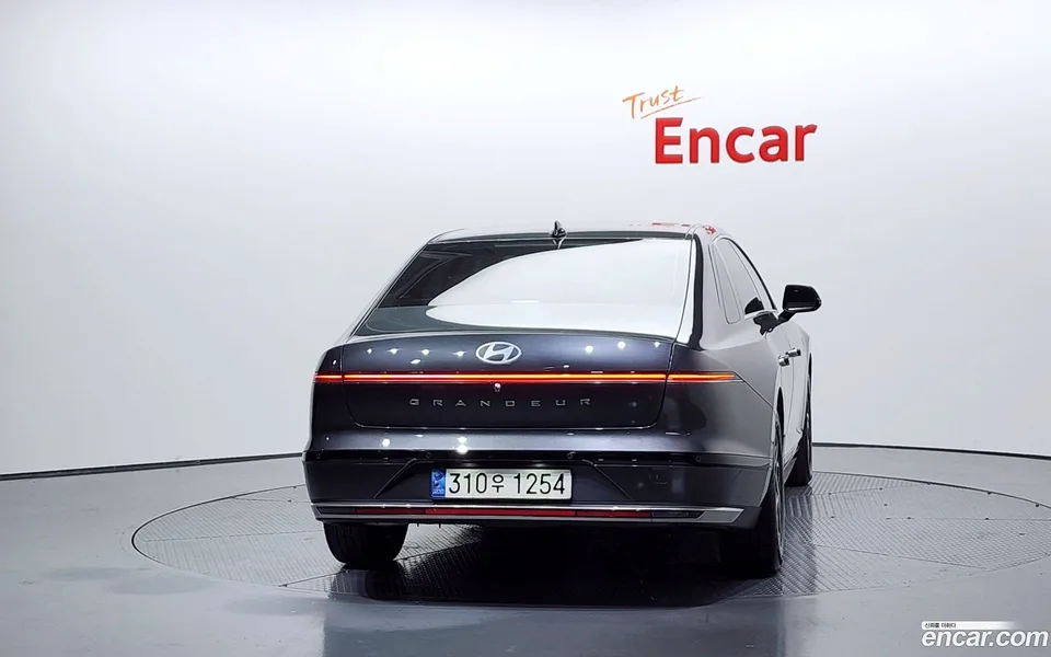 Hyundai Grandeur 2.5 2WD 2022 — миниатюра 4