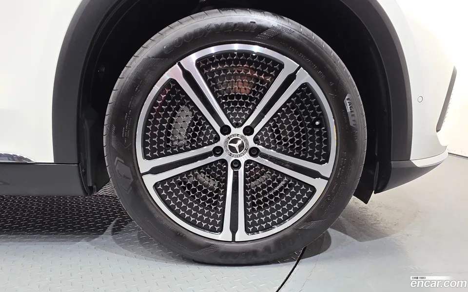 Mercedes-Benz EQS SUV EQS450 4MATIC 2023 — миниатюра 2