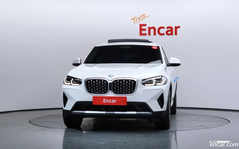 BMW X4 xDrive20i xLine 2022 — миниатюра 3