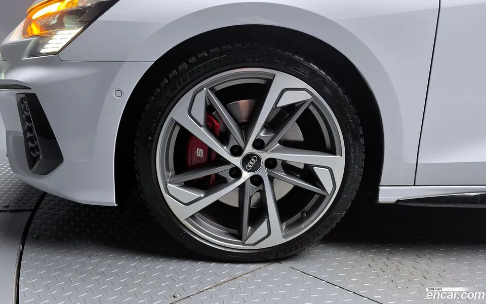 Audi S3 (8Y) 2.0 TFSI 2023 — миниатюра 2