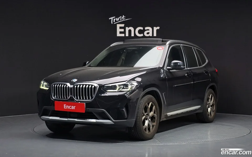 BMW X3 xDrive 20i 2022 — фото 1, купить с доставкой в Москву