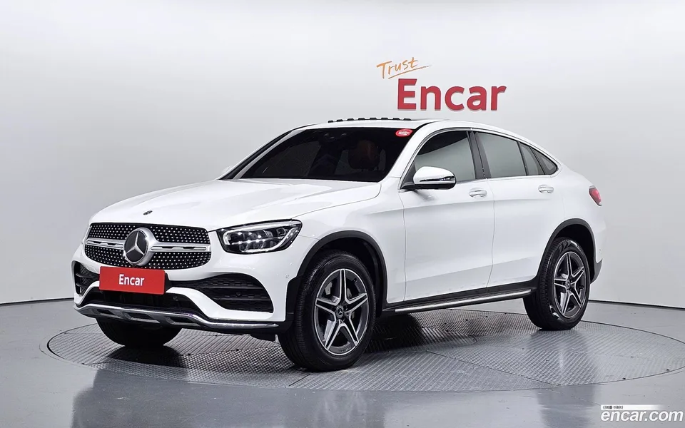 Mercedes-Benz GLC-Class GLC300e 4MATIC 2022 — фото 1, купить с доставкой в Москву