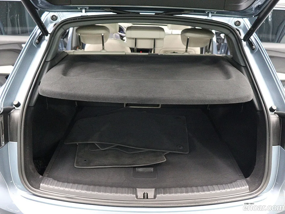 Audi Q4 e-tron 40 2022 — миниатюра 2