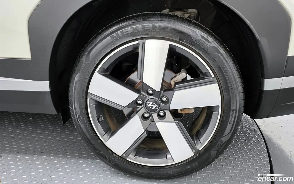 Hyundai SantaFe 2.5T 2WD 2024 — миниатюра 5