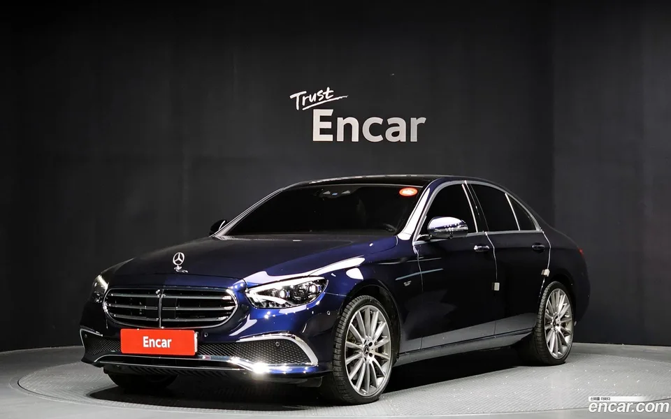 Mercedes-Benz E-Class E450 4MATIC 2023 — фото 1, купить с доставкой в Москву