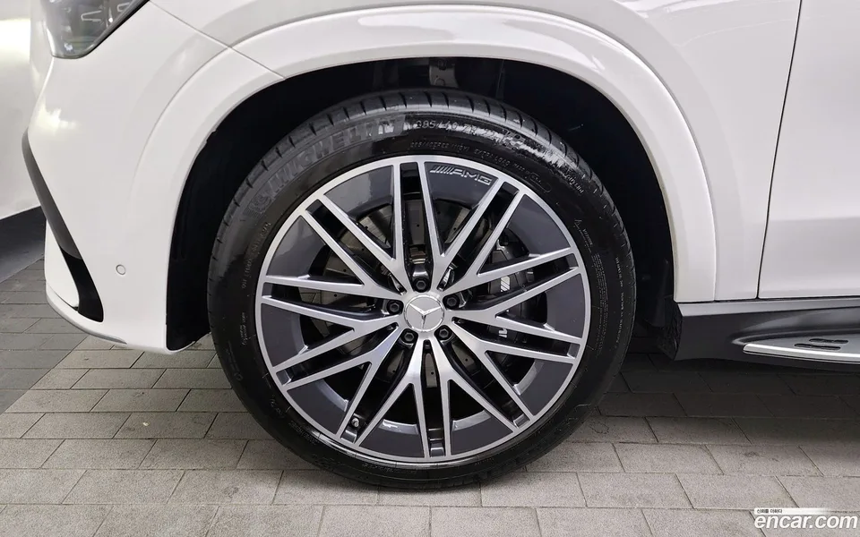 Mercedes-Benz GLE-Class AMG GLE53 4MATIC+ 2025 — миниатюра 2