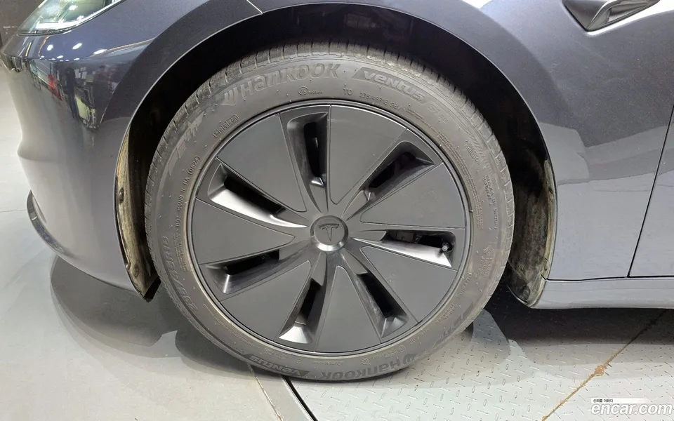 Tesla Model 3 AWD 2024 — миниатюра 2