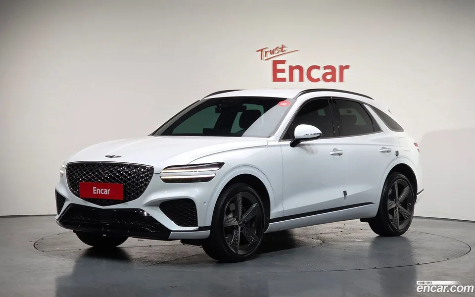 Genesis GV70 2.5T AWD 2022 — фото 1, купить с доставкой в Москву