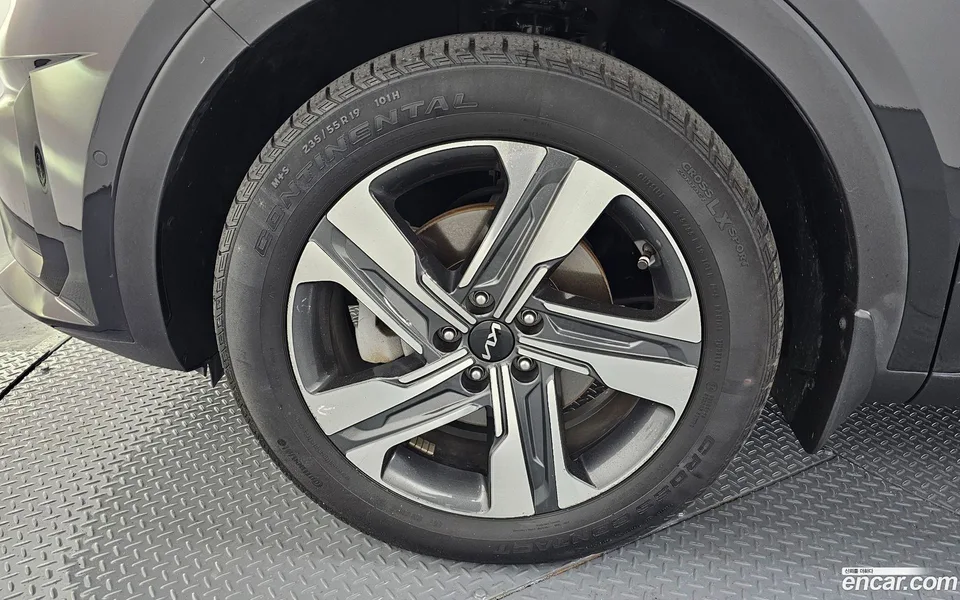 Kia Sorento HEV 1.6 2WD 2023 — миниатюра 5
