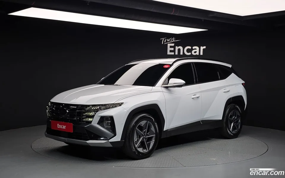 Hyundai Tucson NX4 1.6 2WD 2025 — фото 1, купить с доставкой в Москву