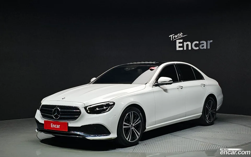 Mercedes-Benz E-Class E250 2022 — фото 1, купить с доставкой в Москву