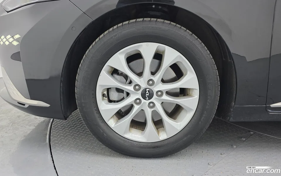 Kia K8 2.5 2WD 2022 — миниатюра 5