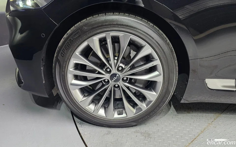 Kia K9 3.8 GDI AWD 2023 — миниатюра 5