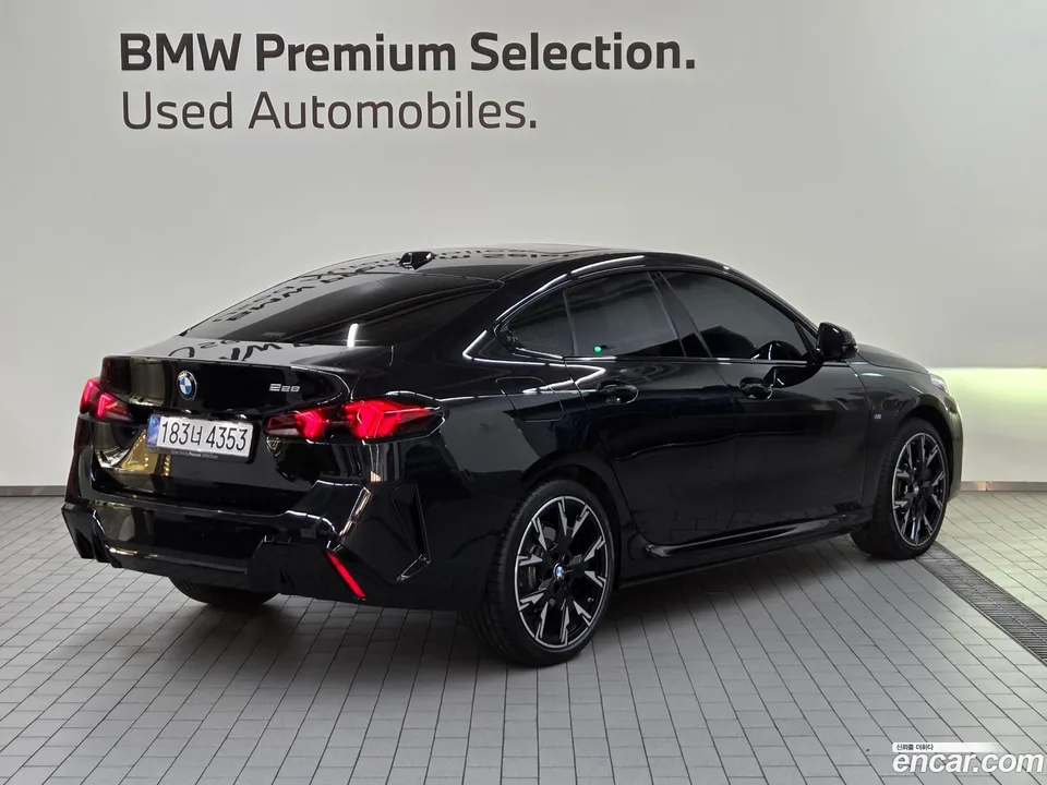 BMW 2 Series Gran Coupe 228 xDrive M 2025 — миниатюра 3