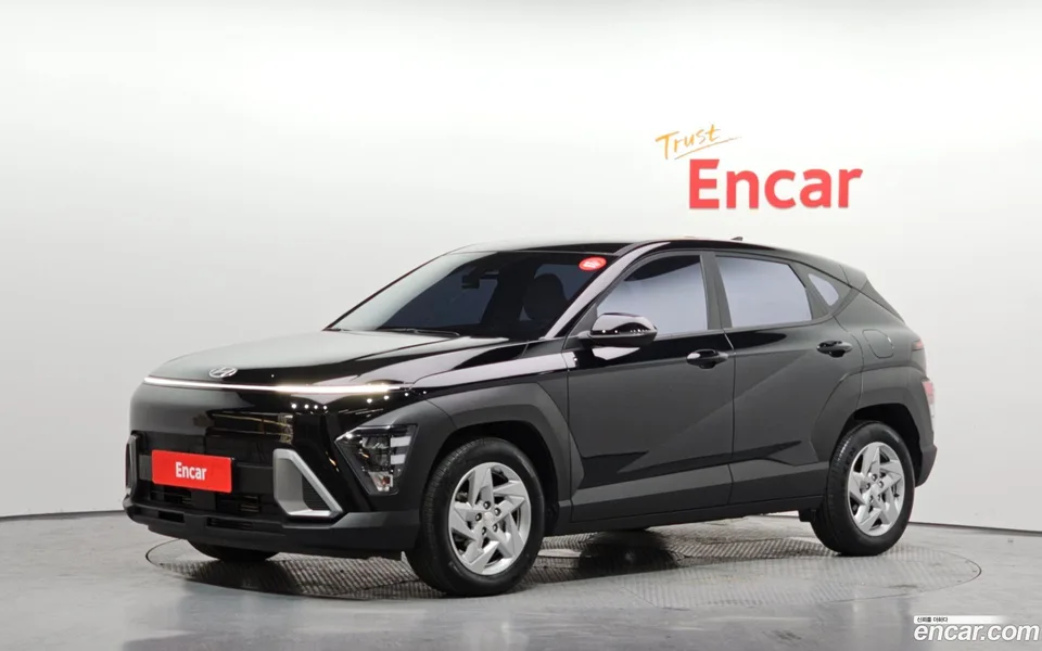 Hyundai Kona 1.6 2WD 2023 — фото 1, купить с доставкой в Москву