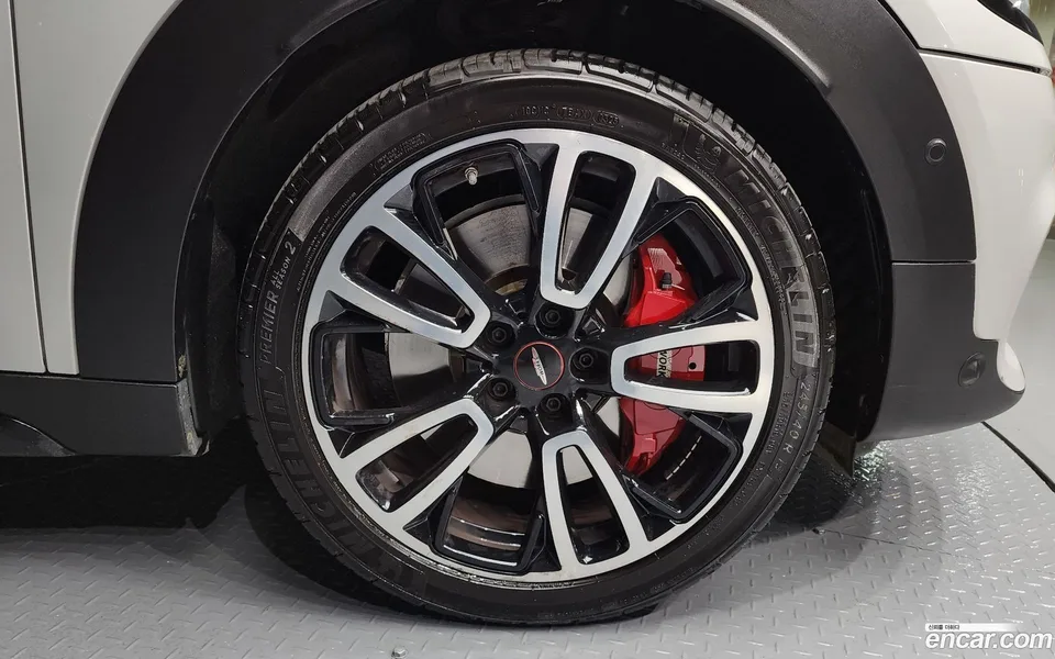 MINI Cooper S Countryman JCW 2022 — миниатюра 2