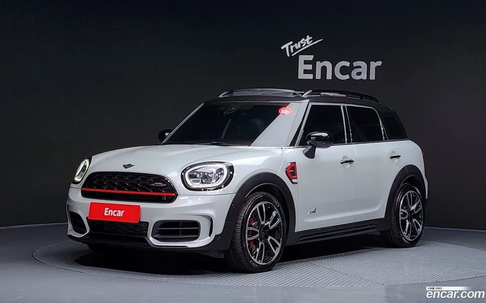 MINI Cooper S Countryman JCW 2022 — фото 1, купить с доставкой в Москву
