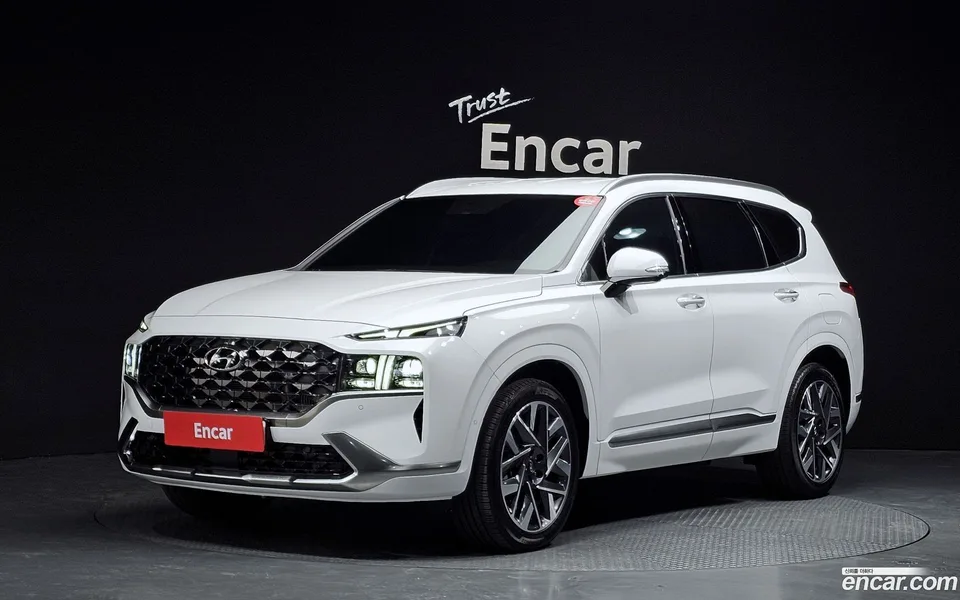 Hyundai SantaFe 2.5T 2WD 2023 — фото 1, купить с доставкой в Москву
