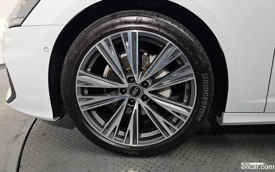 Audi A6 40 TDI 2023 — миниатюра 5